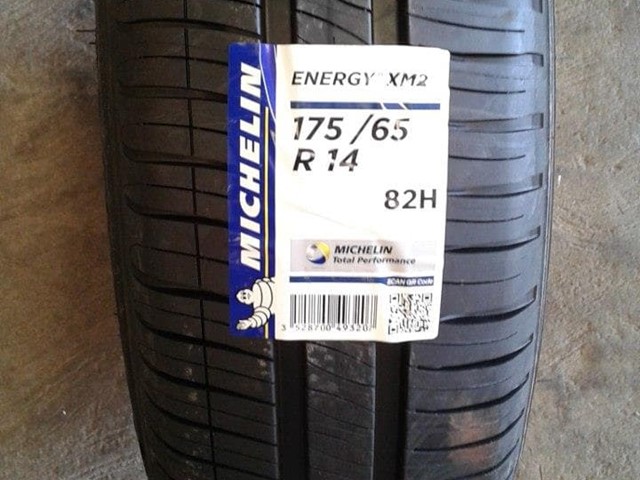   1756514 82T MICHELIN